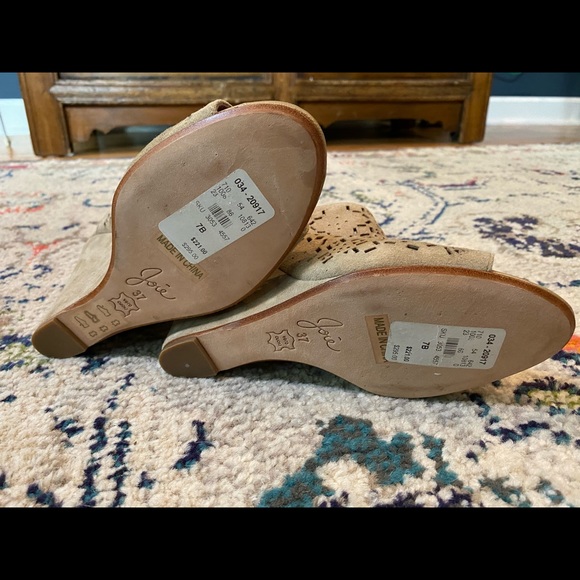 Joie Suede Wedges - Picture 4 of 6